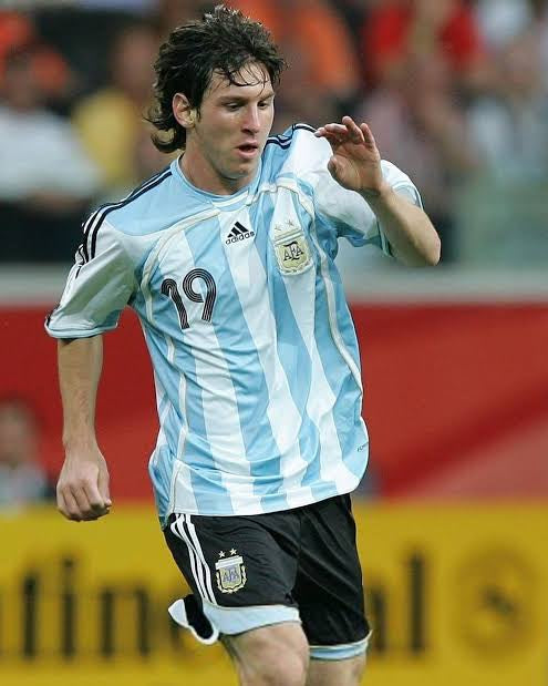 Authentic Argentina 2006 Home - Messi #19 Size L