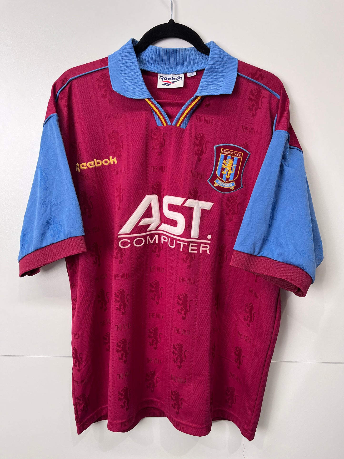 Authentic Aston Villa 1995/97 Home - Size L