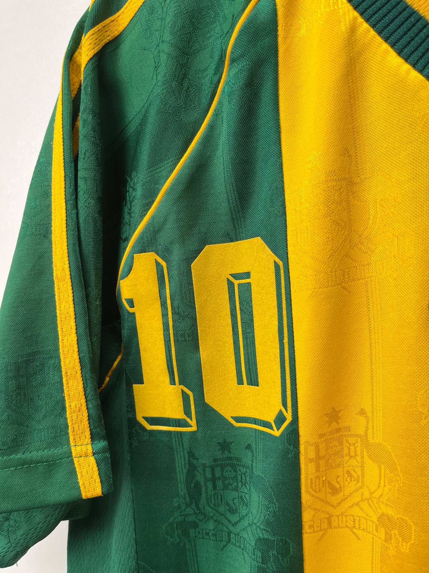 Authentic Australia 1998 Home - Harry Kewell #10 Size L