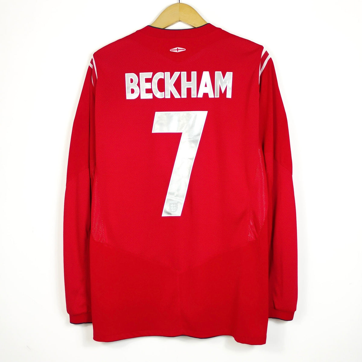 Original England 2004/06 Away - Beckham #7 Size L (Long Sleeve)