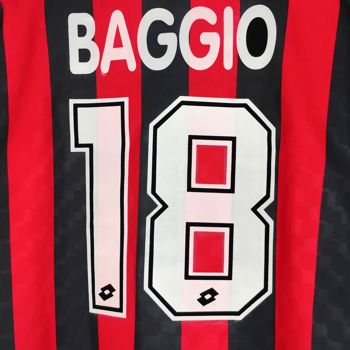 Original AC Milan 1995/96 Home - Baggio #18 Size L