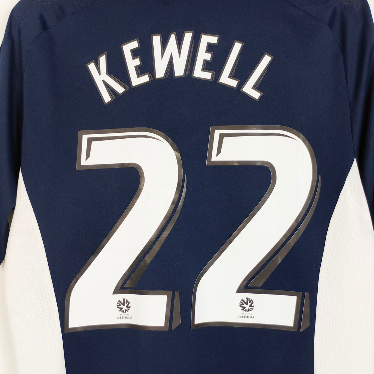Original Melbourne Victory 2011/13 Home - Kewell #22 Size M