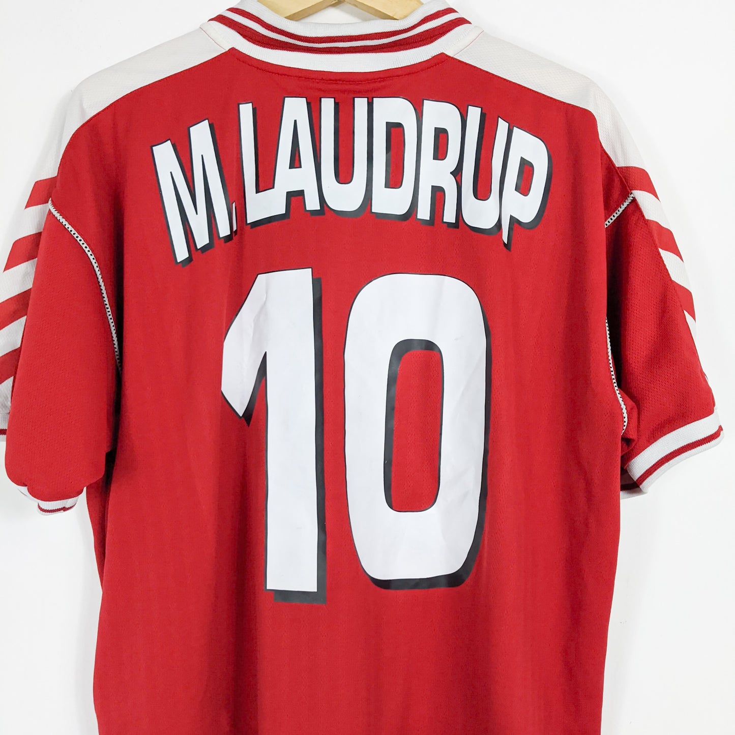 Authentic Denmark 1998 Home - Michael Laudrup #10 Size XL