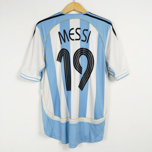 Authentic Argentina 2006/07 Home - Lionel Messi #19 Size M