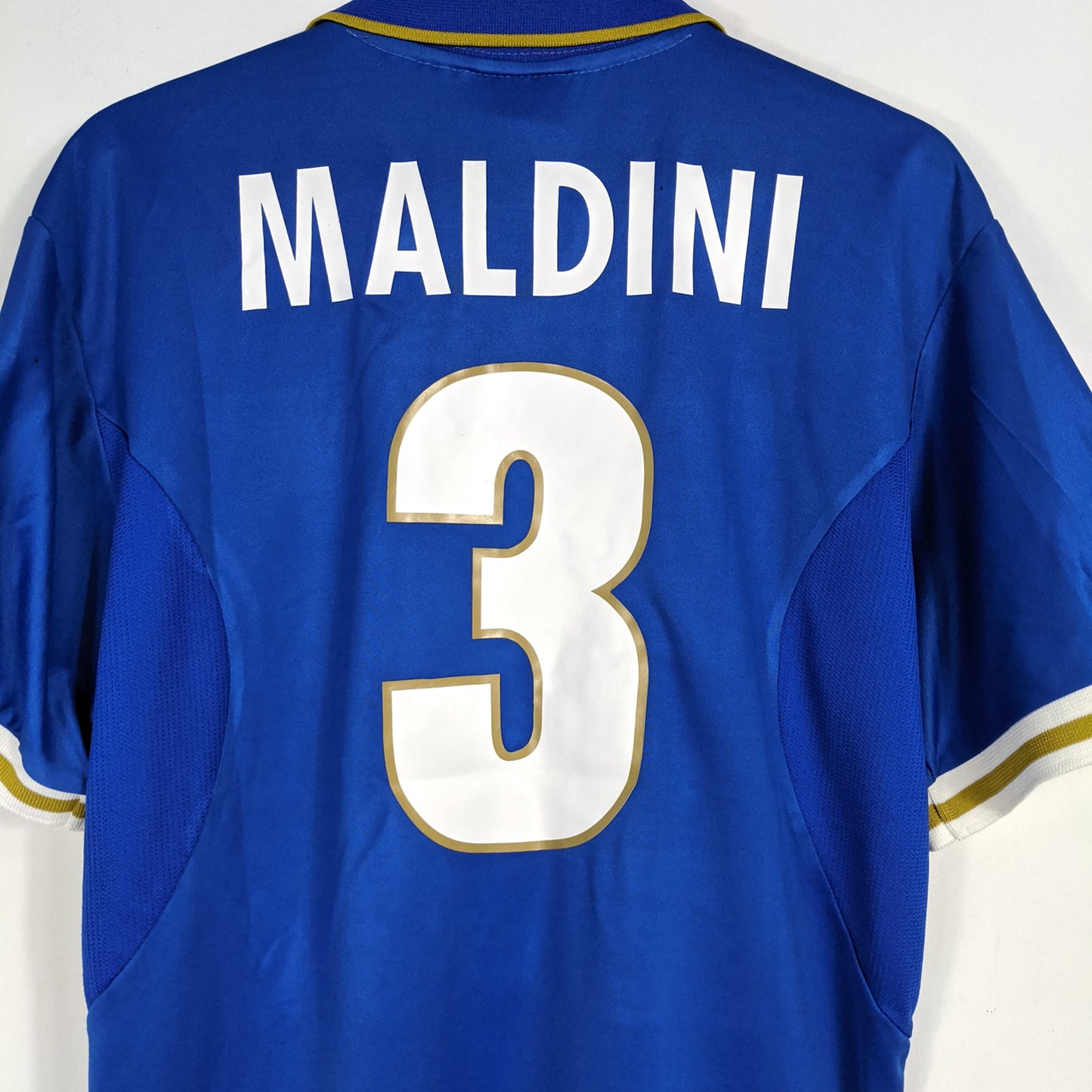 Authentic Italy 1996/97 Home - Maldini #3 Size L