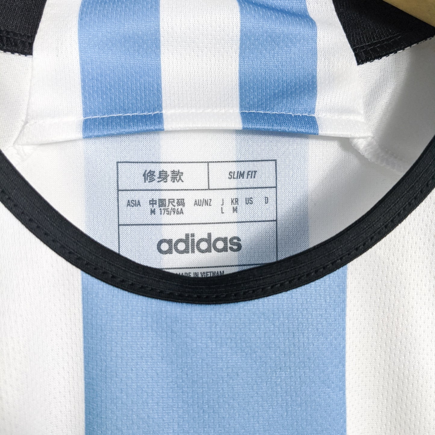 Authentic Argentina 2022 Home - Lionel Messi #10 Size M (Bnwt) (Three stars)