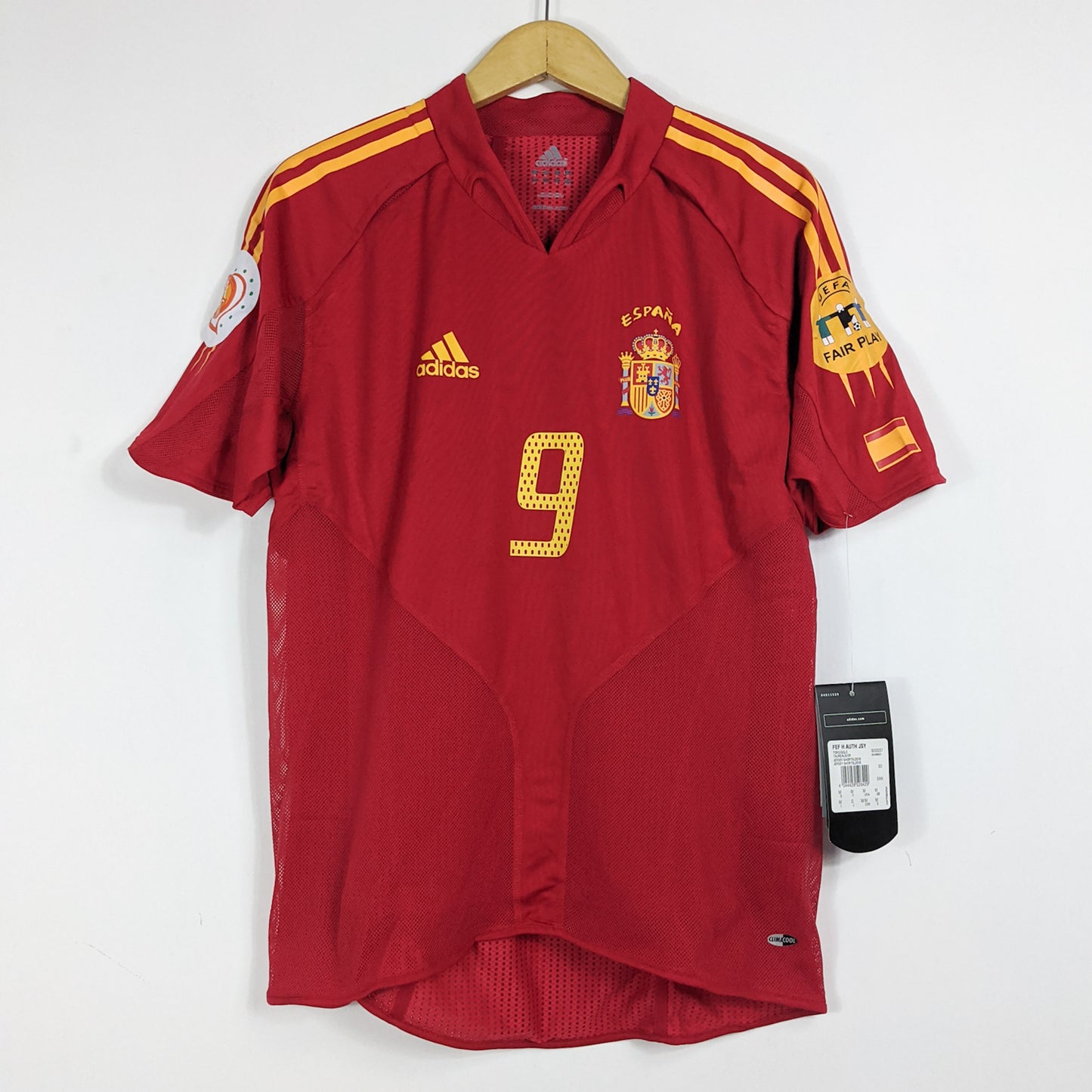 Authentic Spain 2004 Home - Fernando Torres #9 Size M (Bnwt)