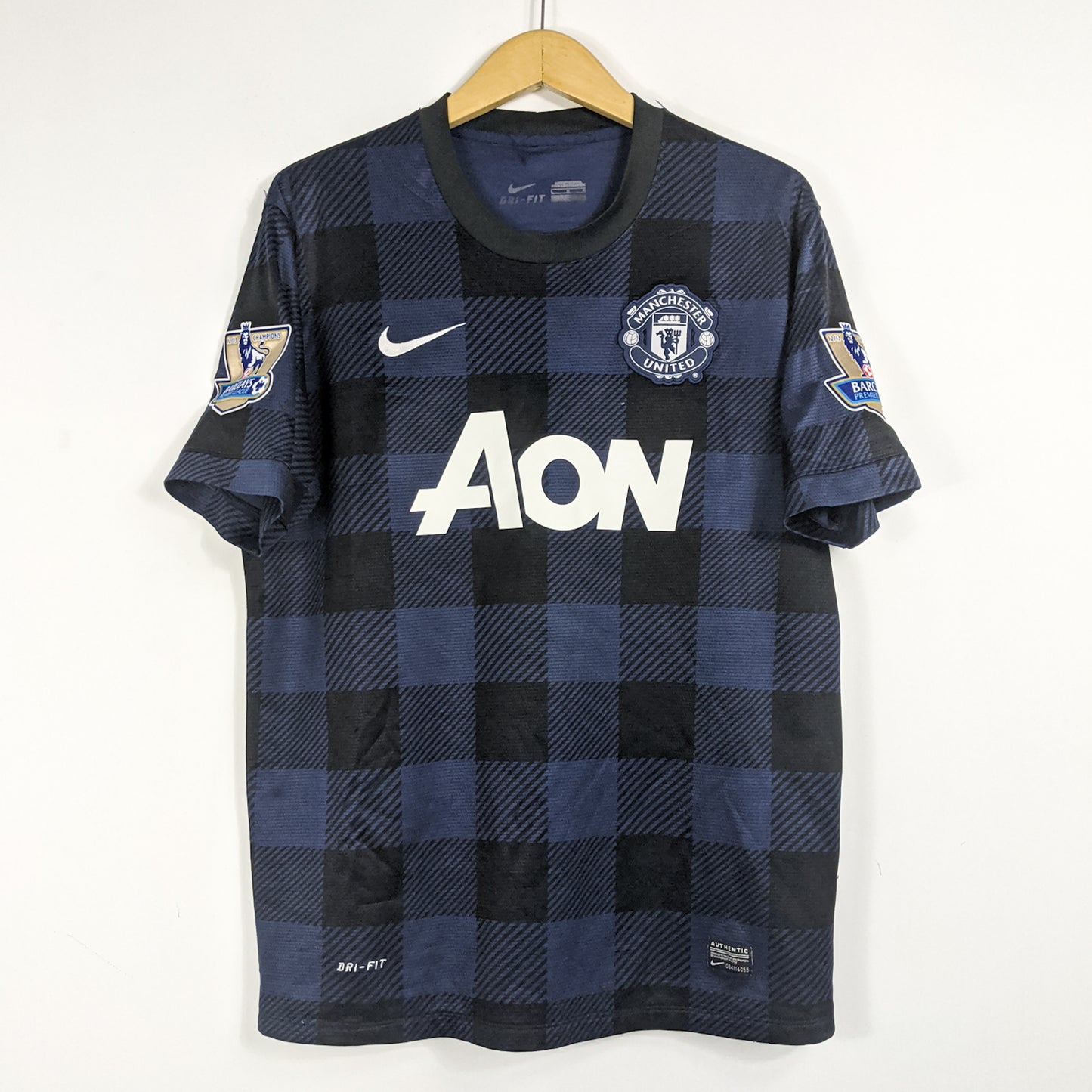 Authentic Manchester United 2013/14 Away - Van Persie #20 Size L