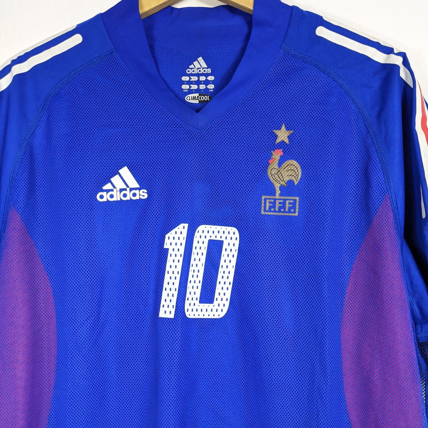 Authentic France 2002/04 Home - Zinedine Zidane #10 Size L (Player issue)