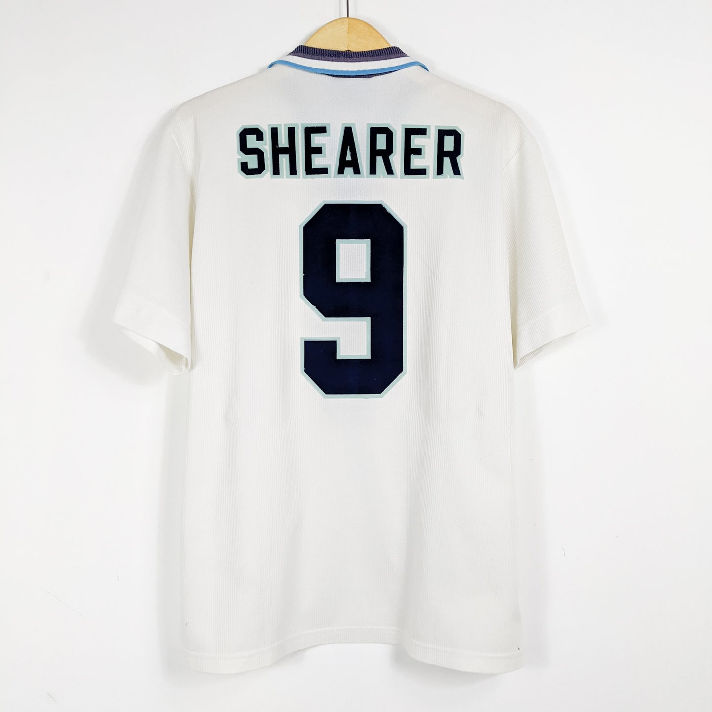 Authentic England 1995/97 Home - Alan Shearer #9 Size L