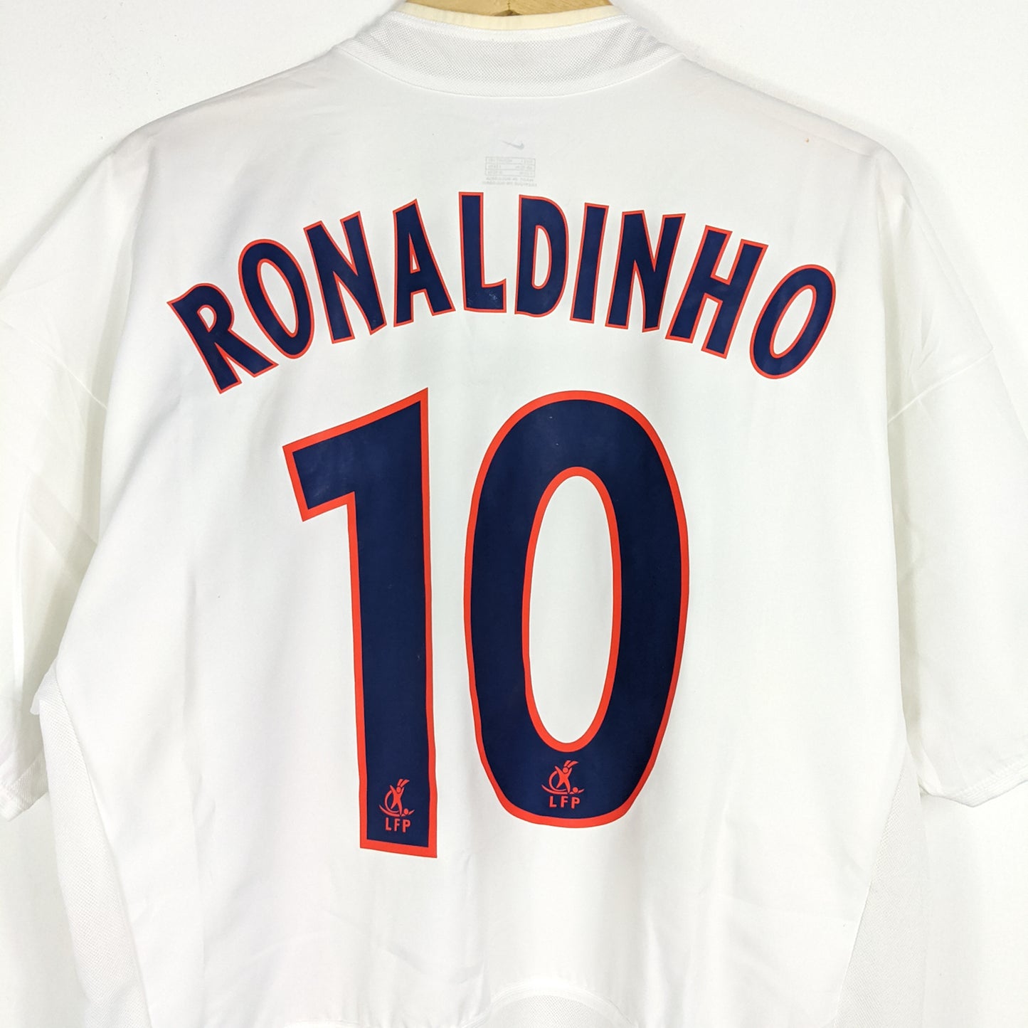 Authentic Paris Saint-Germain 2002/03 Away - Ronaldinho #10 Size L