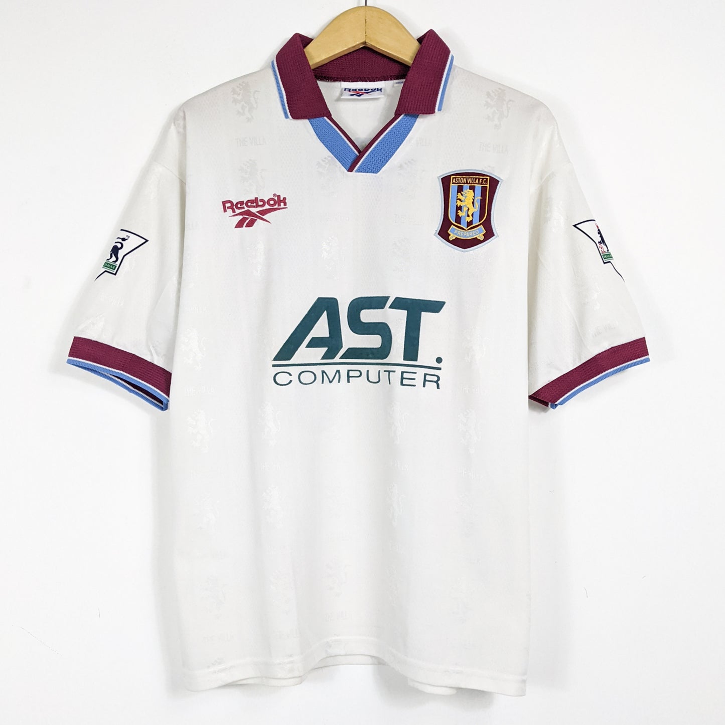 Authentic Aston Villa 1996/98 Away - Dwight Yorke #10 Size L