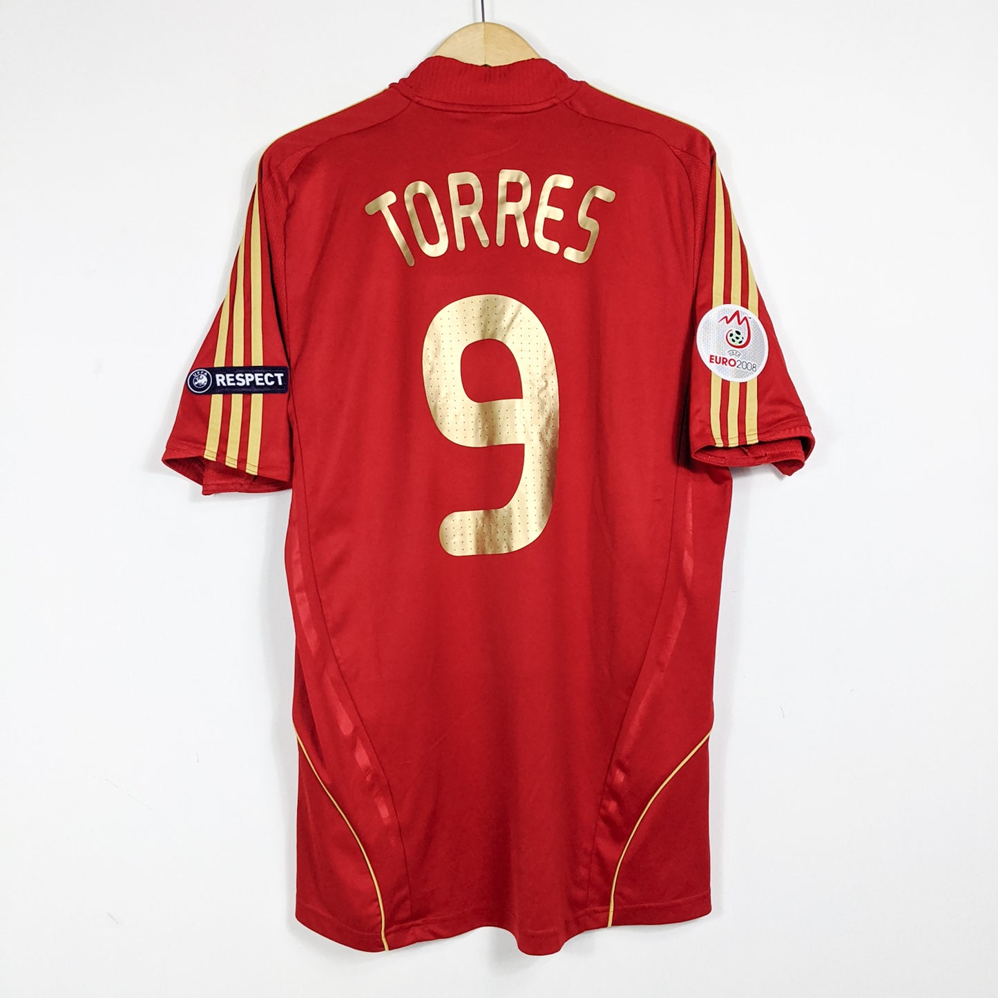 Authentic Spain 2008/10 Home - Fernando Torres #9 Size XL