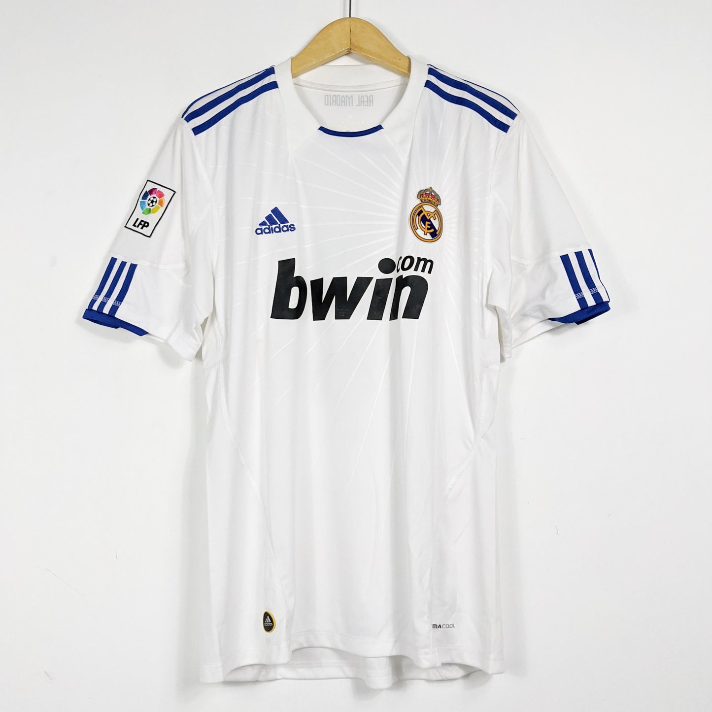 Authentic Real Madrid 2010/11 Home - Cristiano Ronaldo #7 Size L (Bnwt)