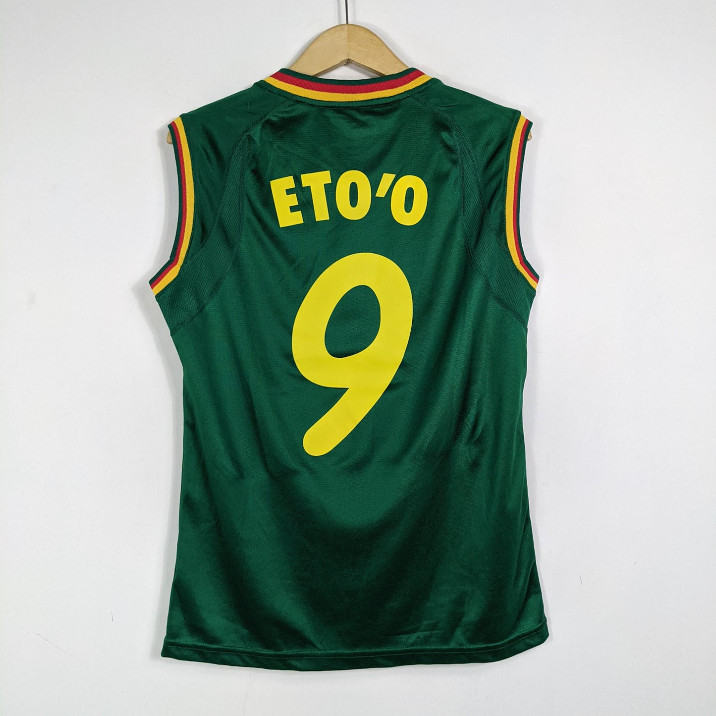 Authentic Cameroon 2002 Home - Samuel Eto'o #9 Size S