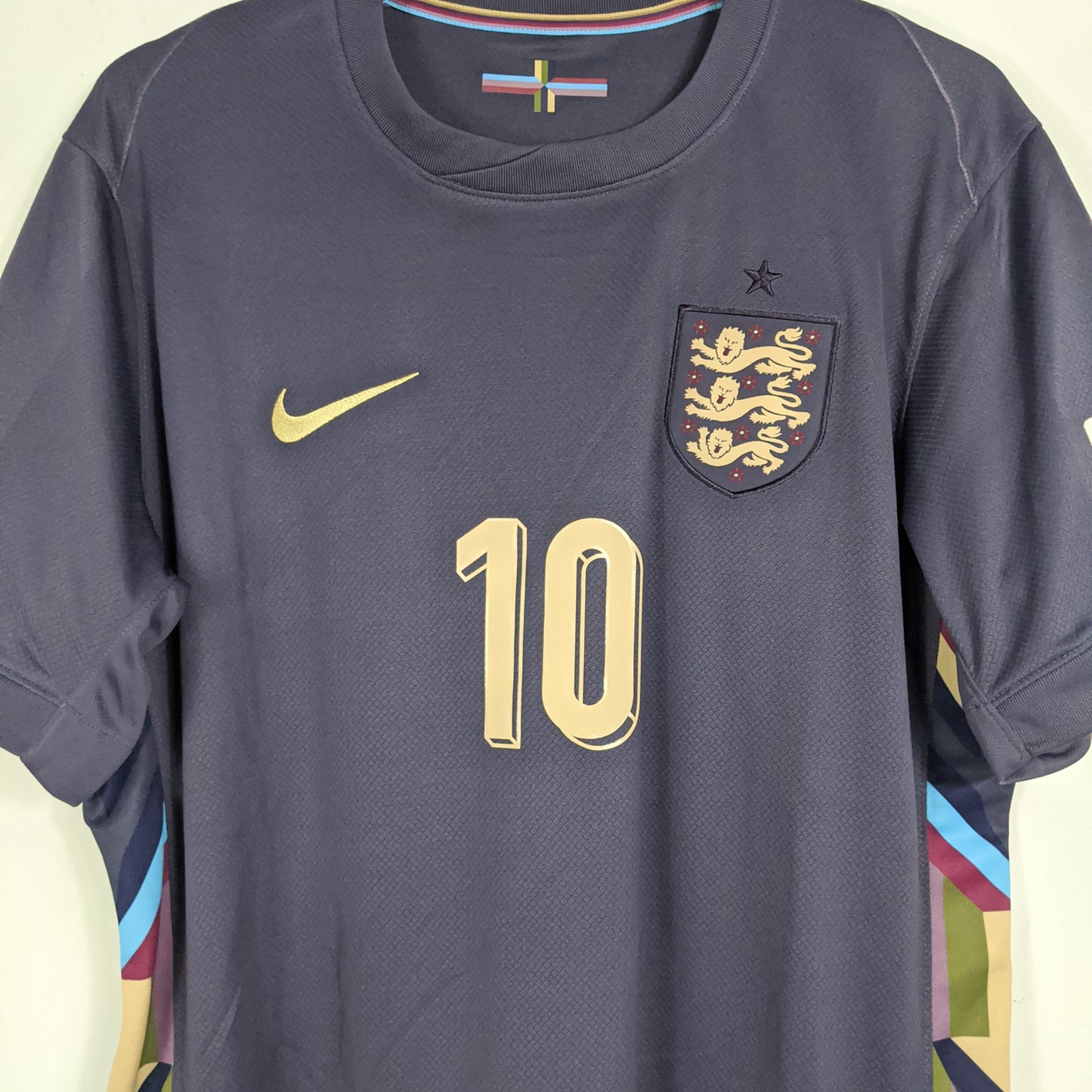 Authentic England 2024/25 Away - Jude Bellingham #10 Size L