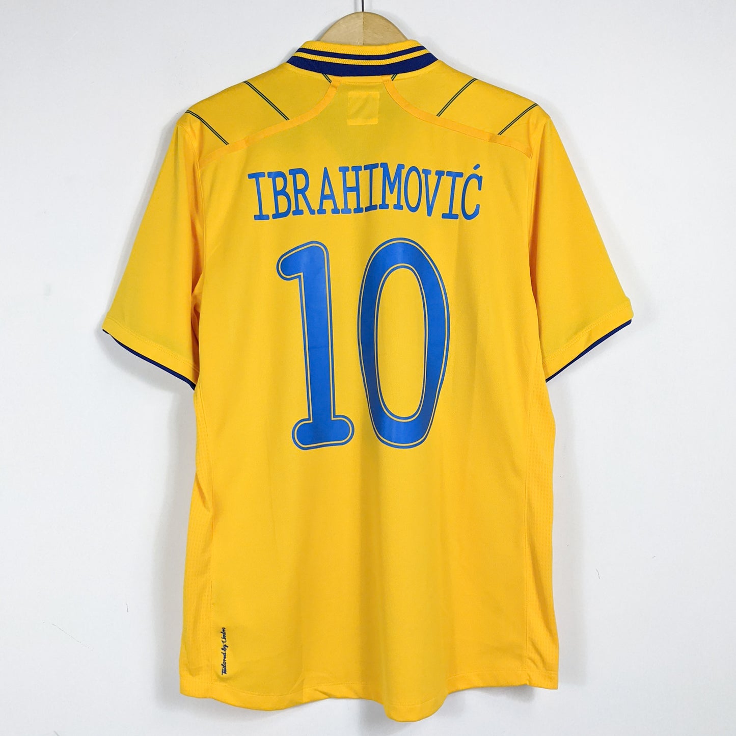 Authentic Sweden 2012 Home - Zlatan Ibrahimovic #10 Size L