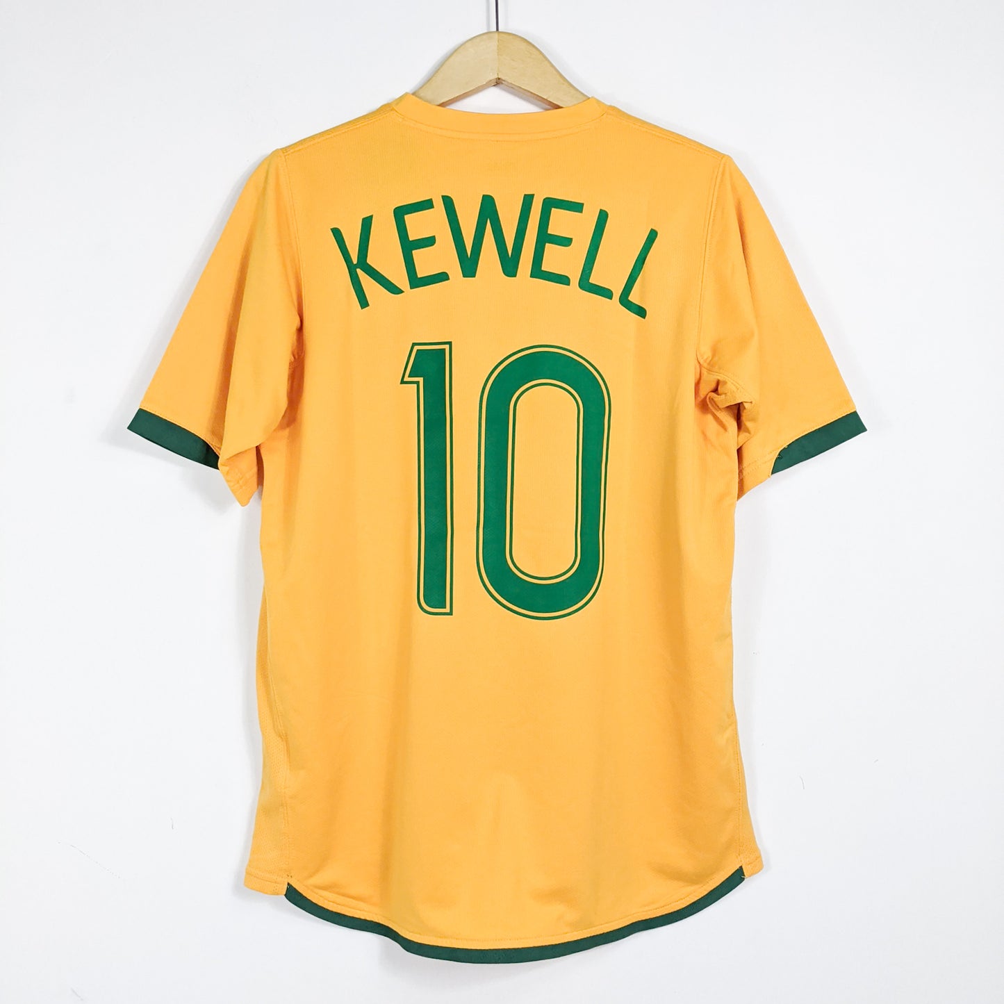 Authentic Australia 2006/07 Home - Harry Kewell #10 Size M