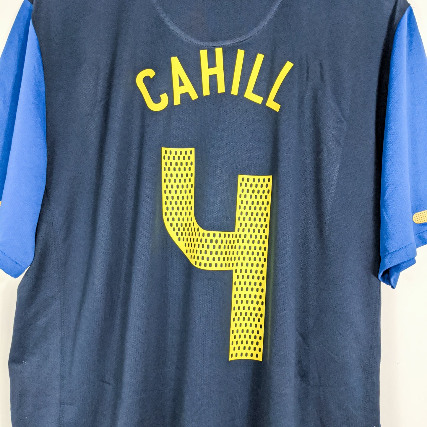 Authentic Australia 2010 Away - Cahill #4 Size XL