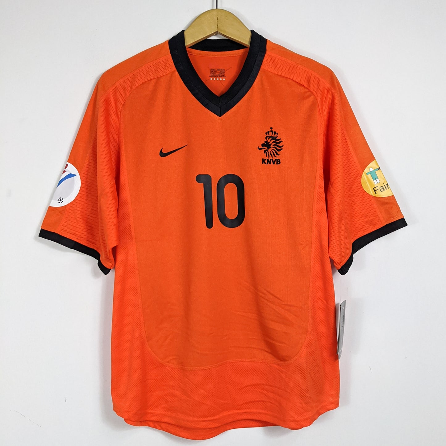 Authentic Netherlands 2000 Home - Dennis Bergkamp #10 Size M (Bnwt)