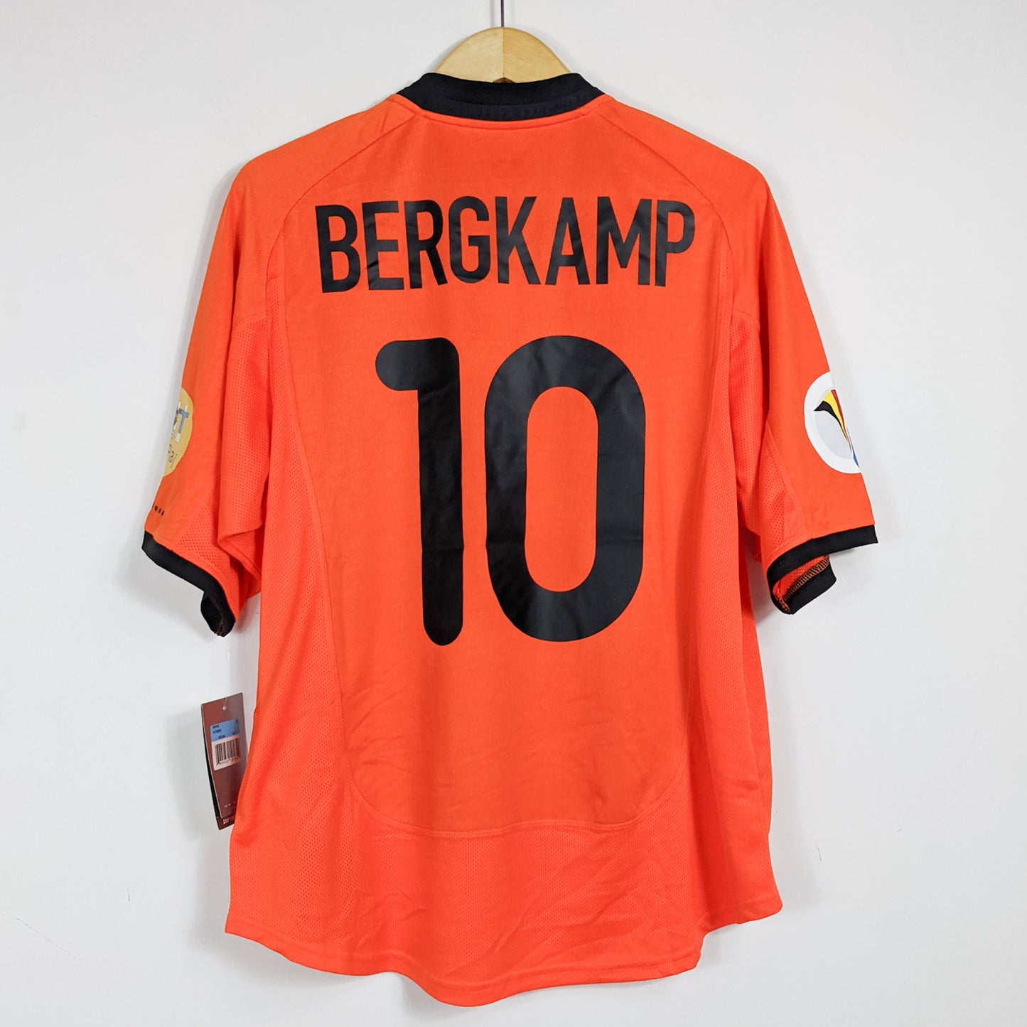 Authentic Netherlands 2000 Home - Dennis Bergkamp #10 Size M (Bnwt)