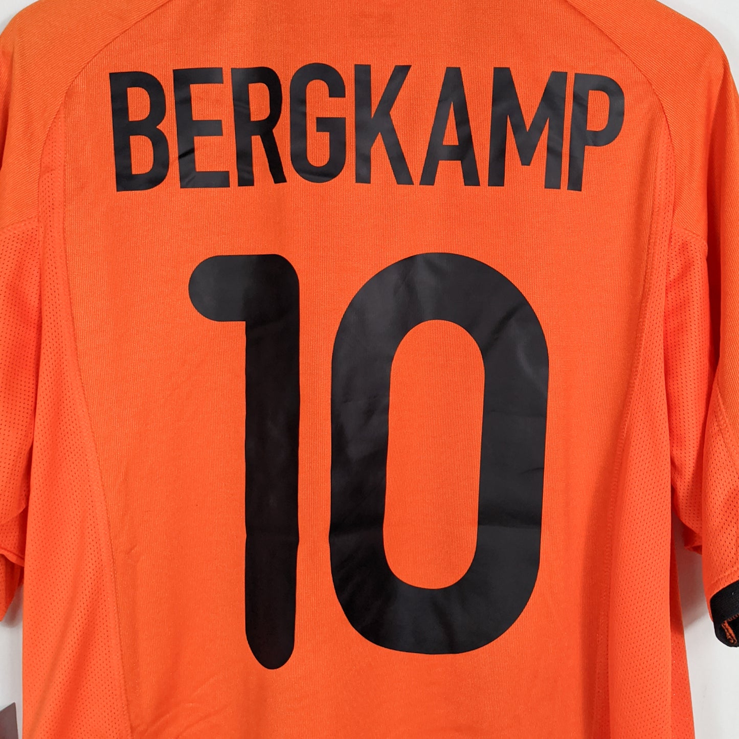 Authentic Netherlands 2000 Home - Dennis Bergkamp #10 Size M (Bnwt)