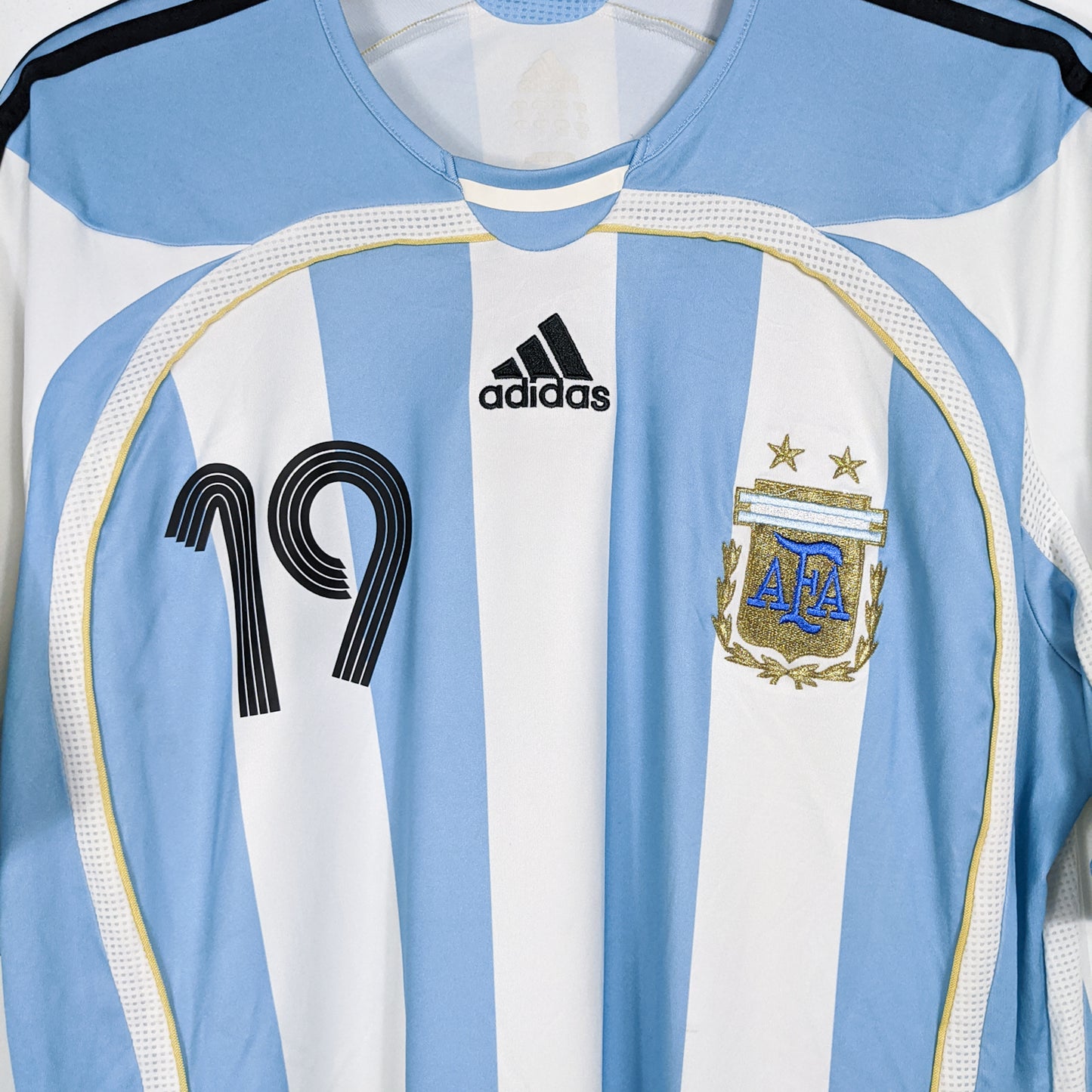 Authentic Argentina 2006 Home - Lionel Messi #19 Size L