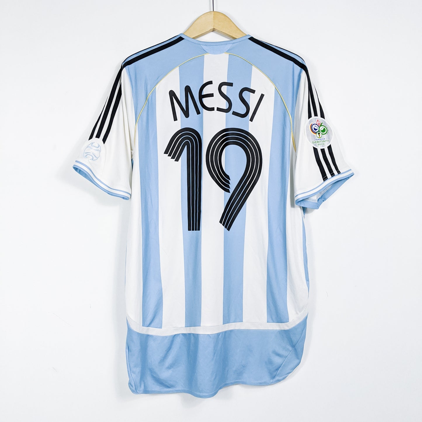 Authentic Argentina 2006 Home - Lionel Messi #19 Size L