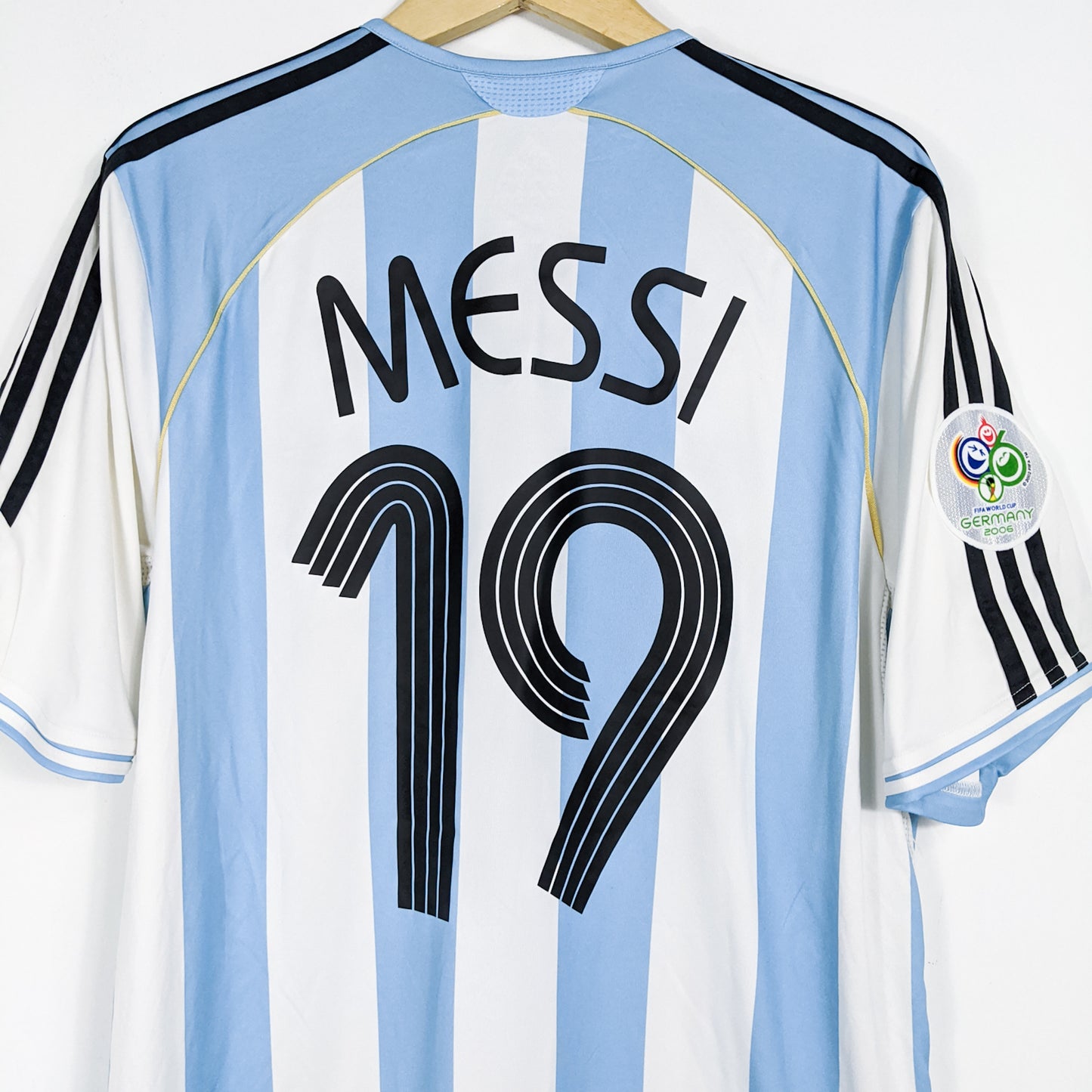 Authentic Argentina 2006 Home - Lionel Messi #19 Size L