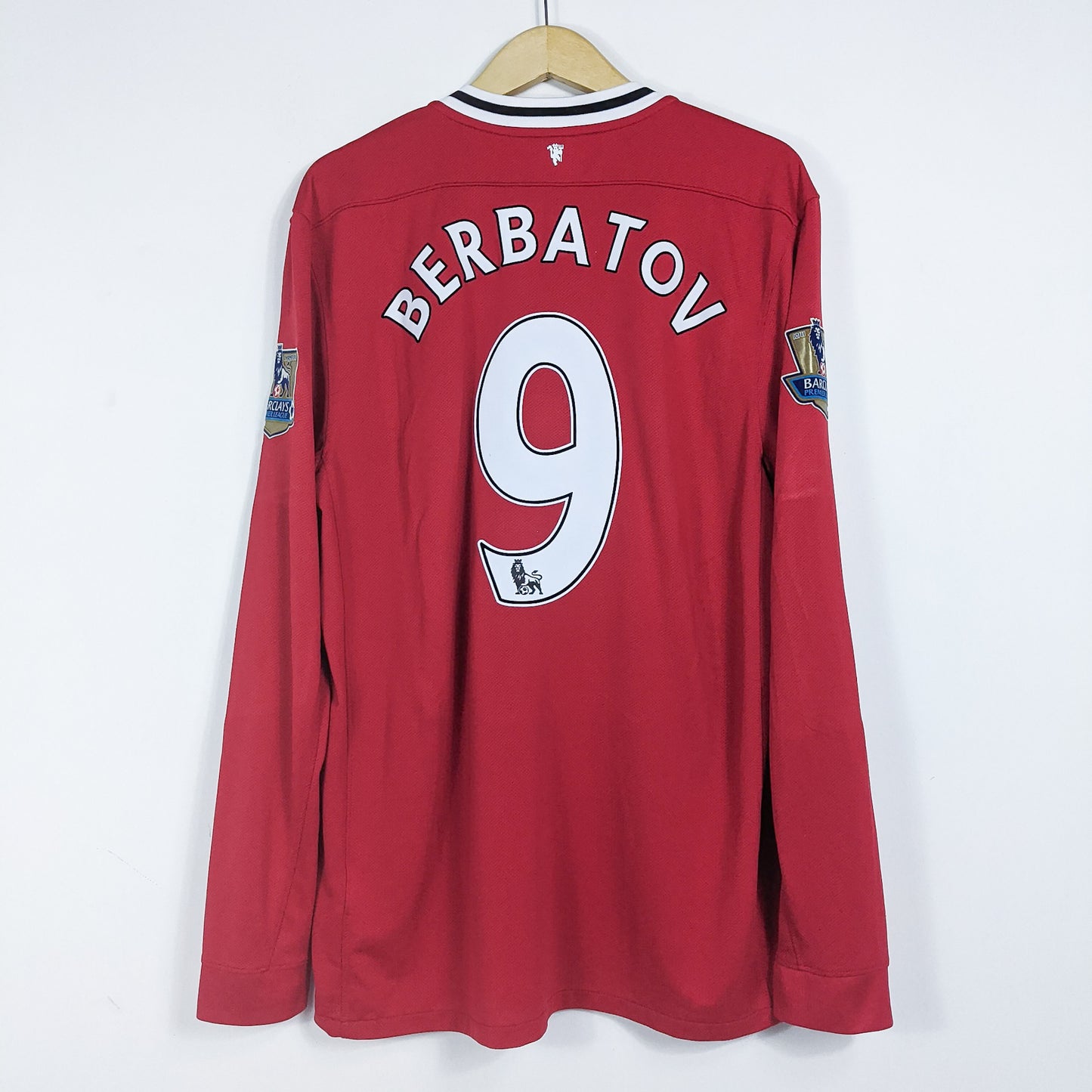 Authentic Manchester United 2011/12 Home - Dimitar Berbatov #9 Size XL (Long sleeve)