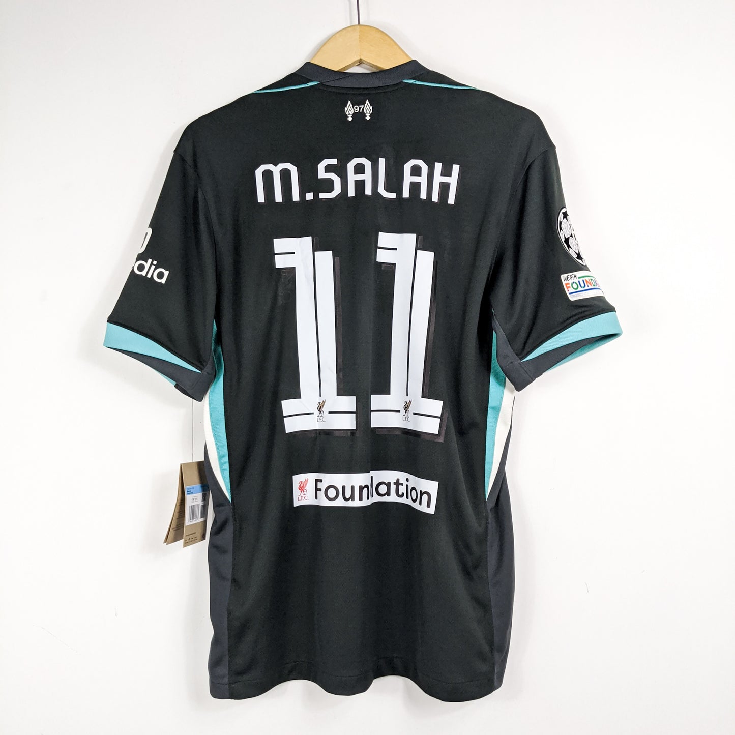 Authentic Liverpool 2024/25 Away - Mo Salah #11 Size M (Bnwt)