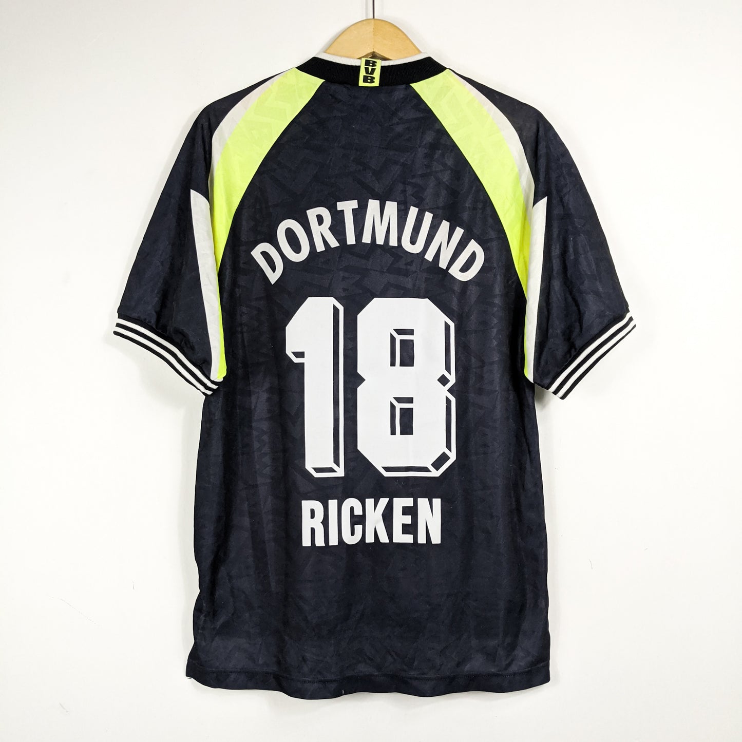 Authentic Borussia Dortmund 1995/96 Away - Ricken #18 size M