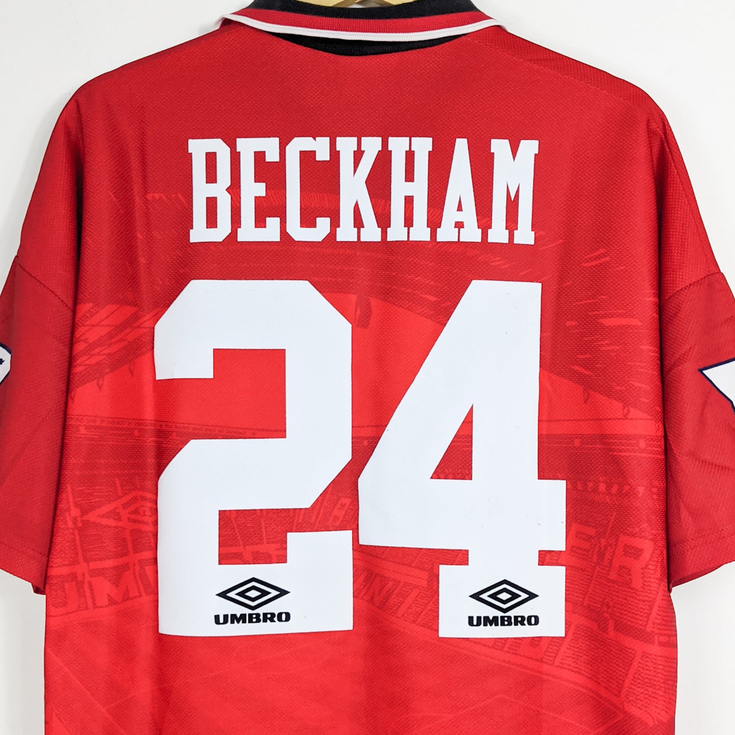 Authentic Manchester United 1995/96 Home - David Beckham #24 Size XL