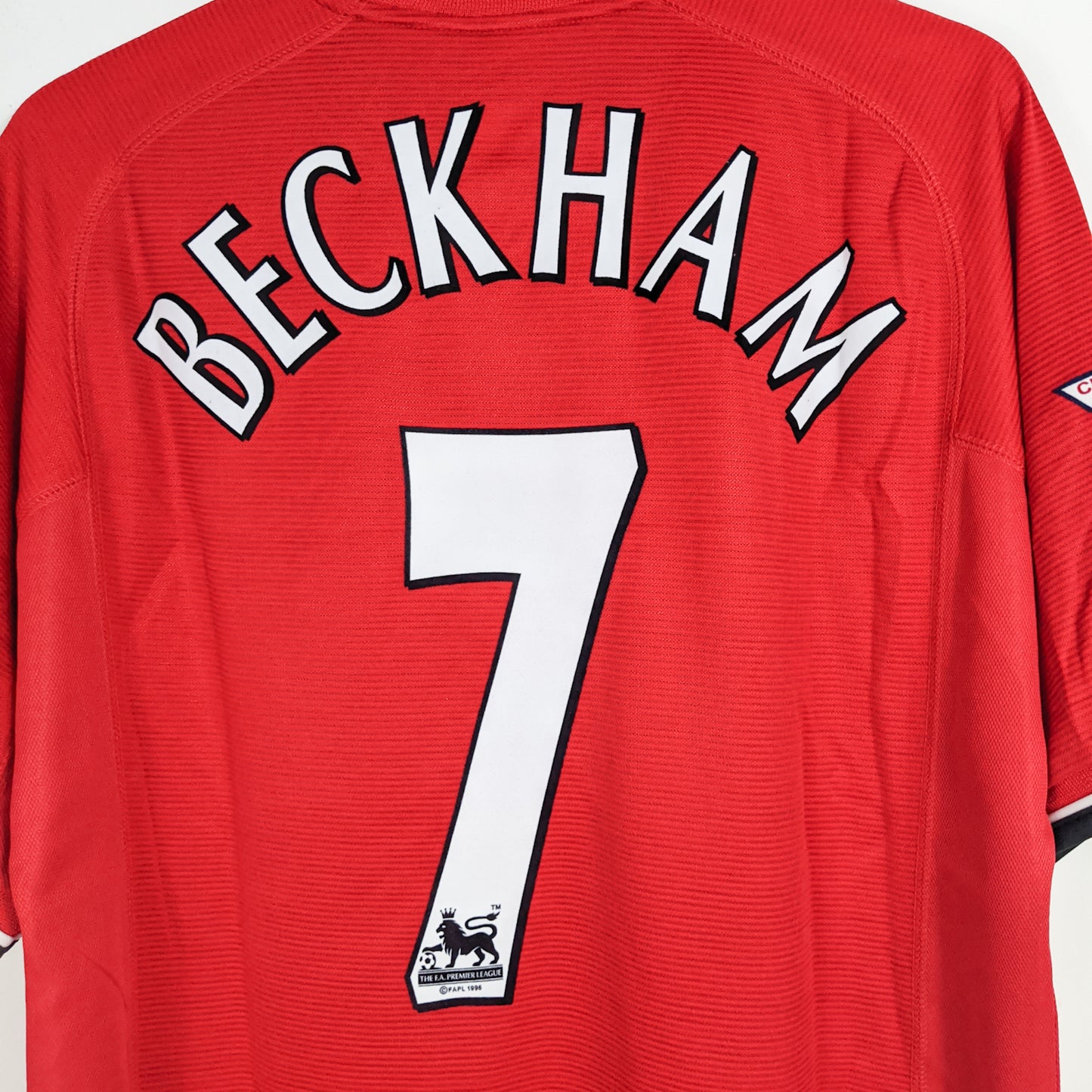 Authentic Manchester United 2000/02 Home - David Beckham #7 Size M