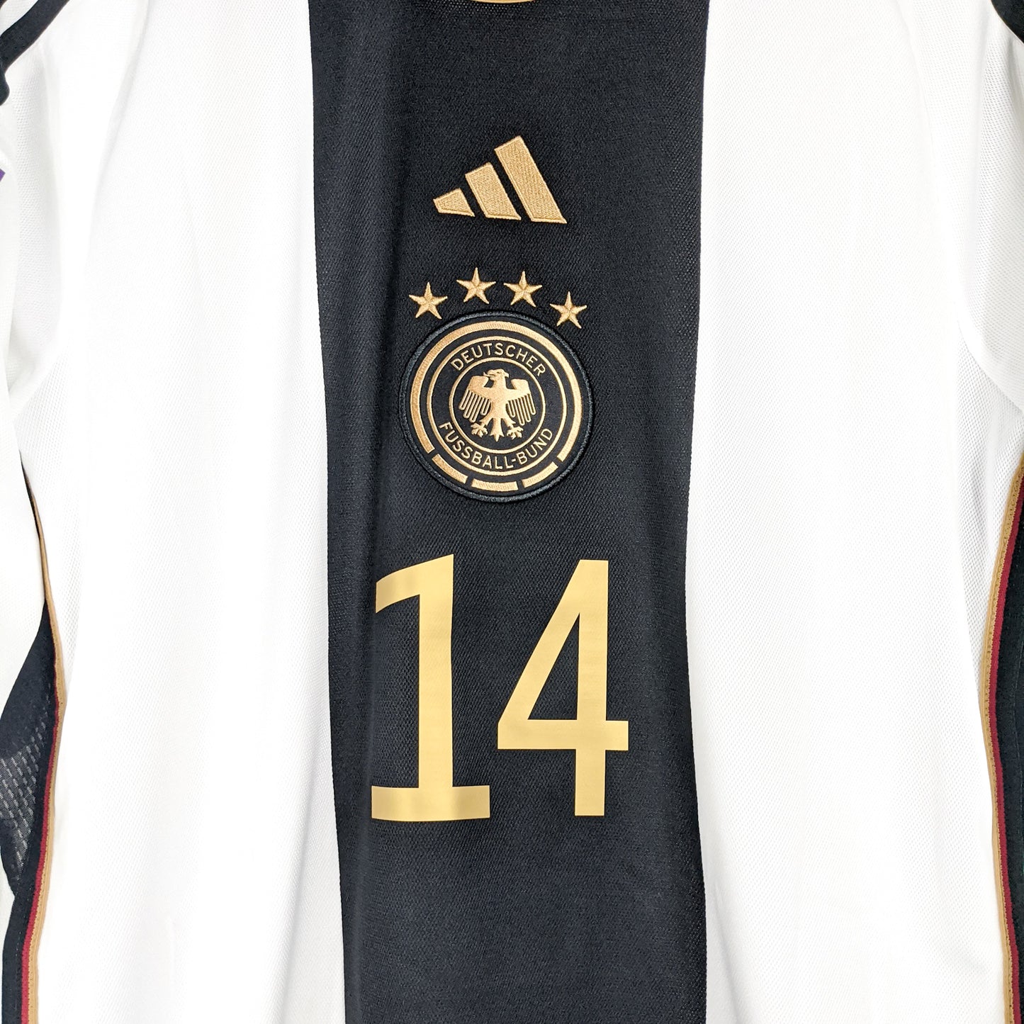 Authentic Germany 2022 Home - Jamal Musiala #14 Size M (Long Sleeve)