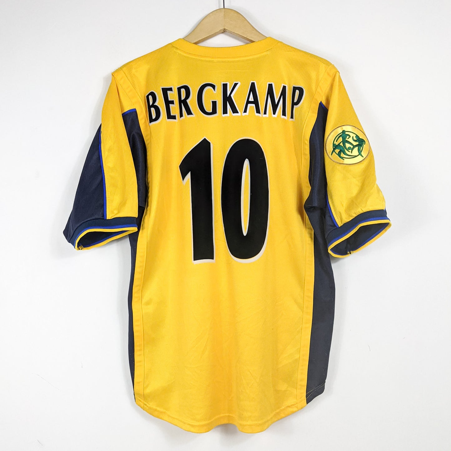 Authentic Arsenal 2000/01 Away - Dennis Bergkamp #10 Size M