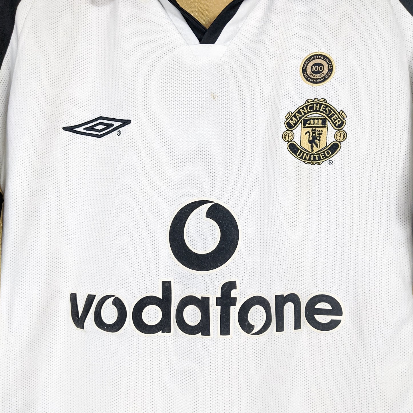 Authentic Manchester United 2001/02 Away Centenary - David Beckham #7 Size M