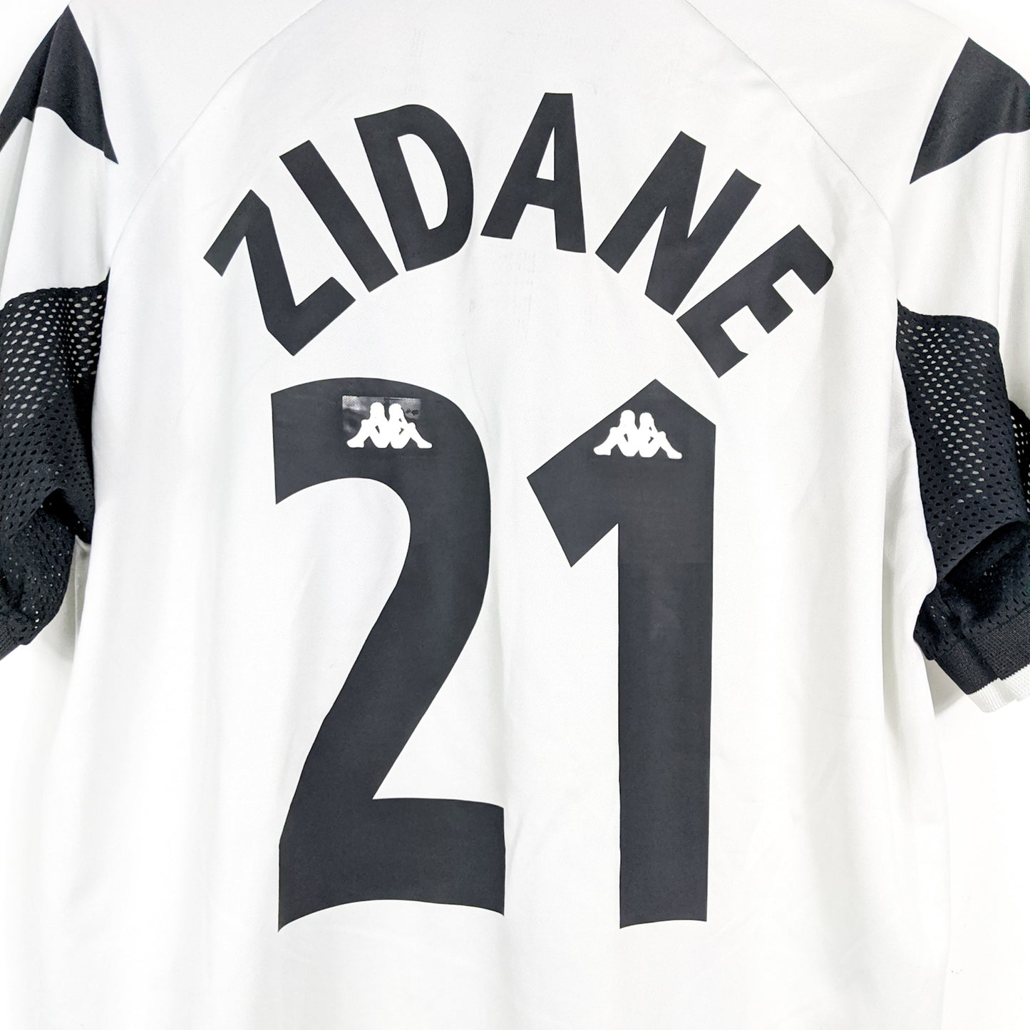 Authentic Juventus 1998/99 Home - Zidane #21 Size L