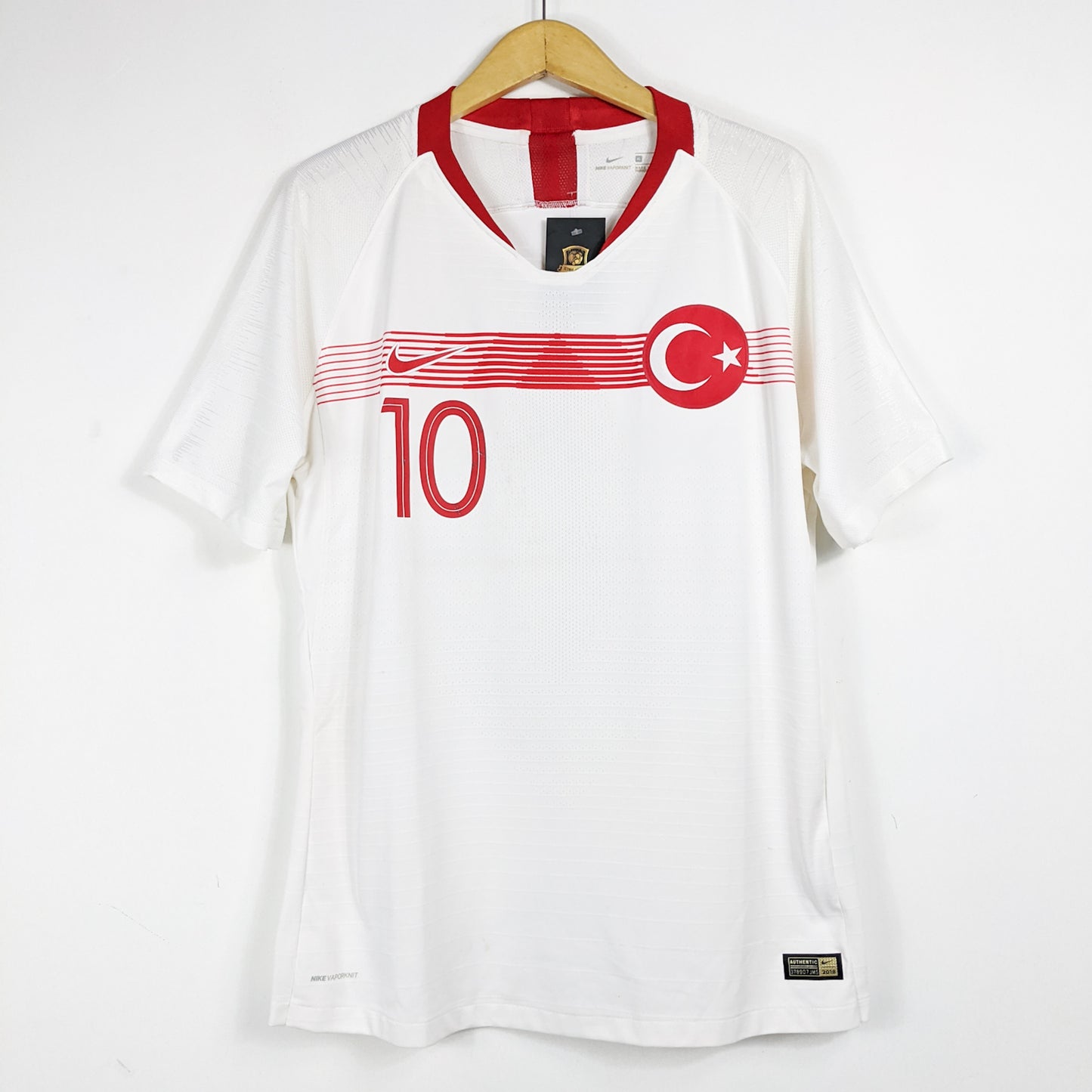 Authentic Turkey 2018 Away - Calhanoglu #10 Size XL (Player Issue)