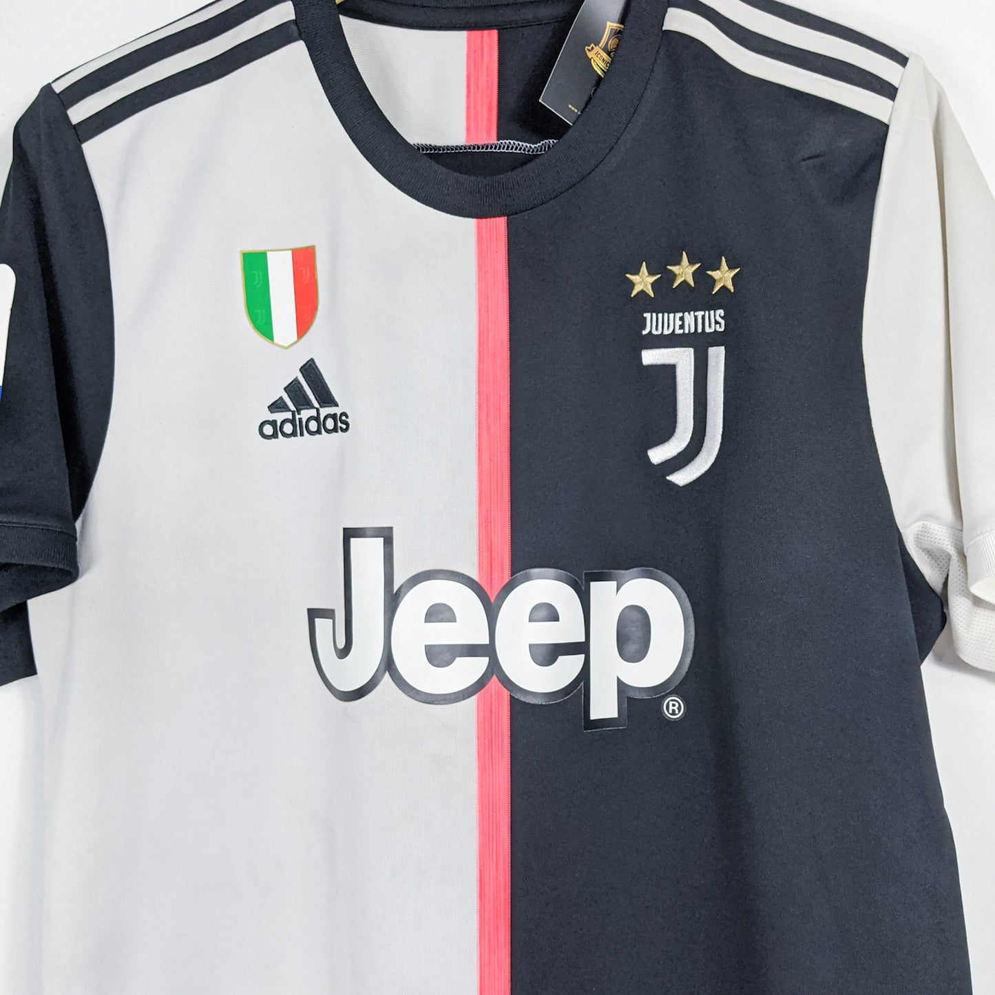 Authentic Juventus 2019/20 Home - Ronaldo #7 Size M