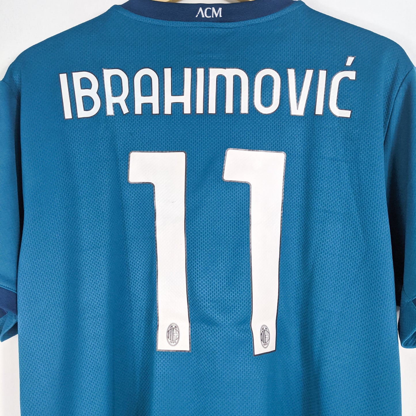 Authentic AC Milan 2020/21 Third - Ibrahimovic #11 Size L