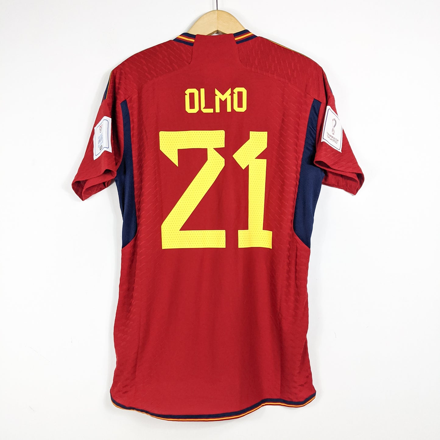 Authentic Spain 2022 Home - Dani Olmo #21 Size M (Player Issue) (Bnwt) (Mdt)