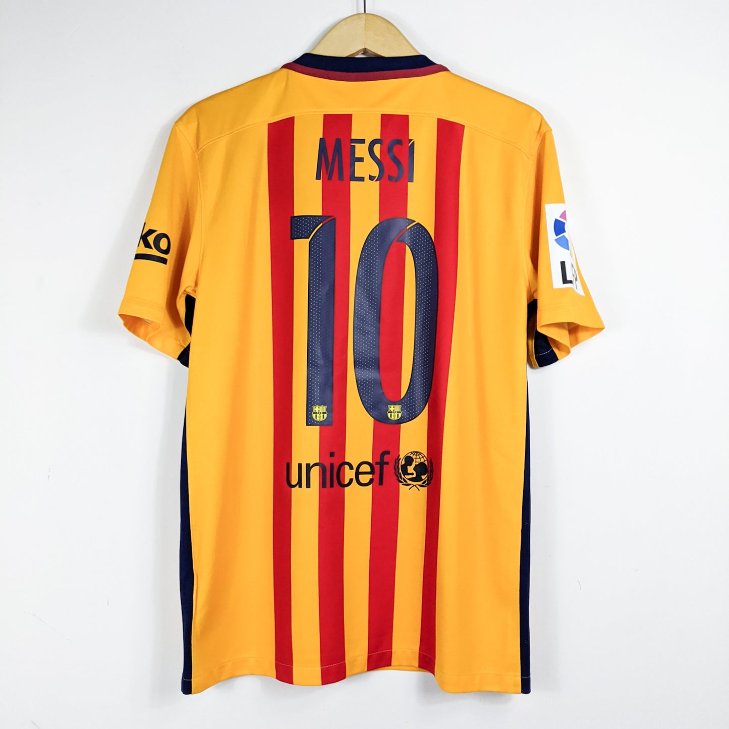 Authentic Barcelona 2015/16 Away - Messi #10 Size M