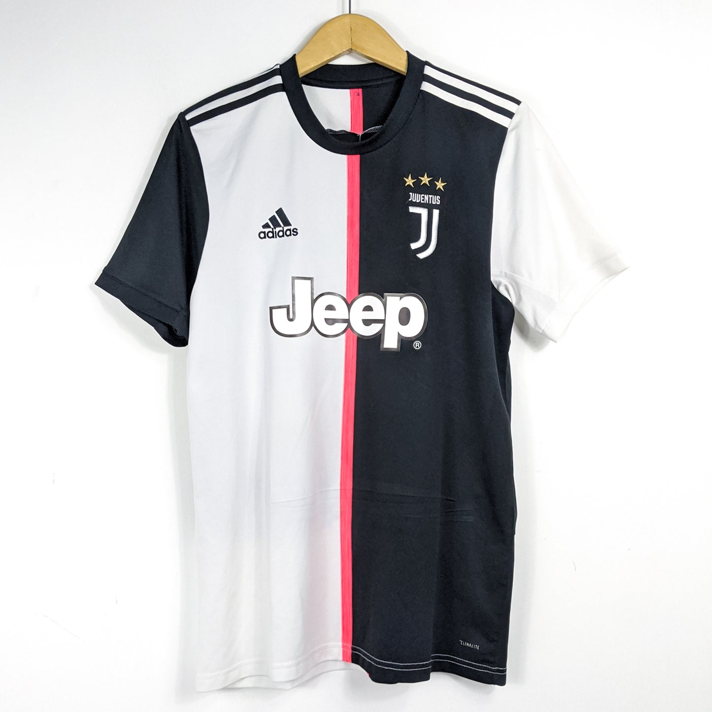 Authentic Juventus 2019/20 Home - Ronaldo #7 Size M