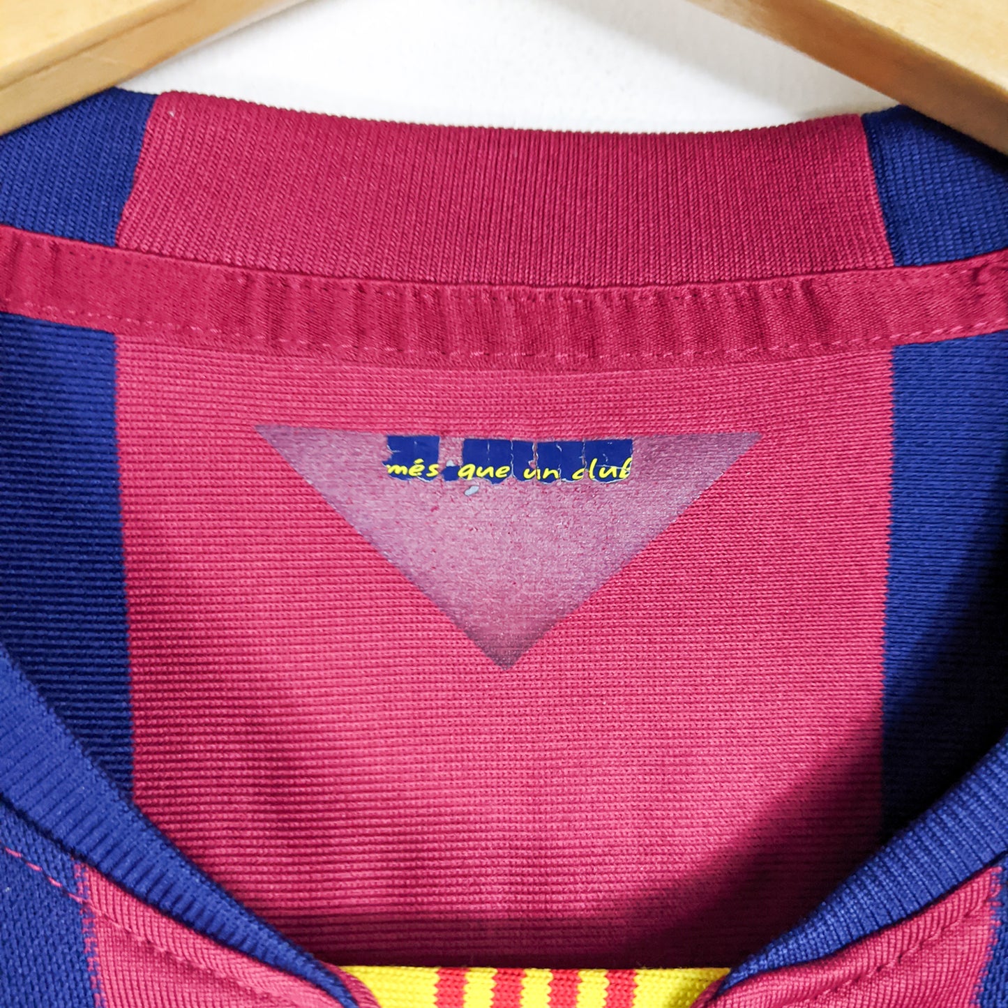 Authentic Barcelona 2014/15 Home - Iniesta #8 Size L