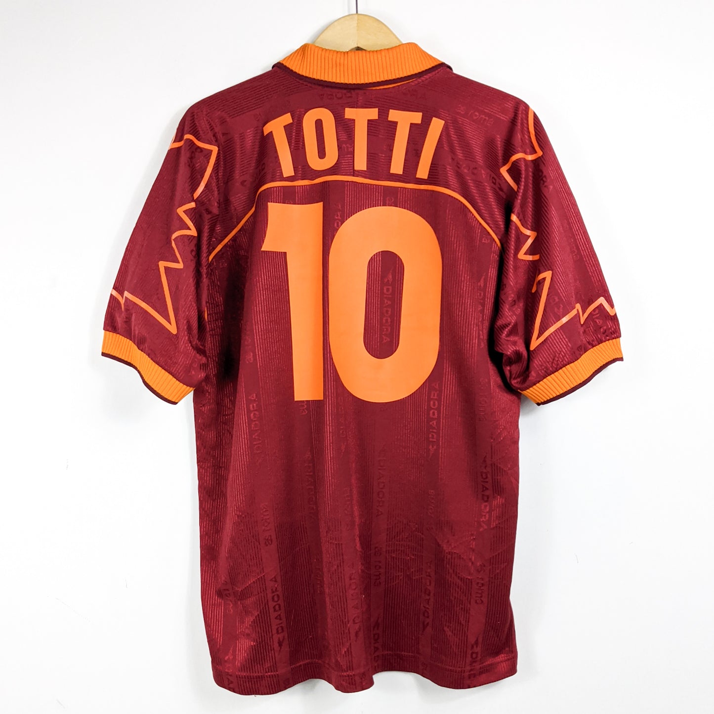 Authentic AS Roma 1999/00 Home - Totti #10 Size XL