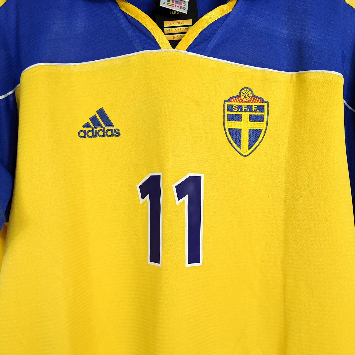 Authentic Sweden 2000 Home - Ibrahimovic #11 Size M