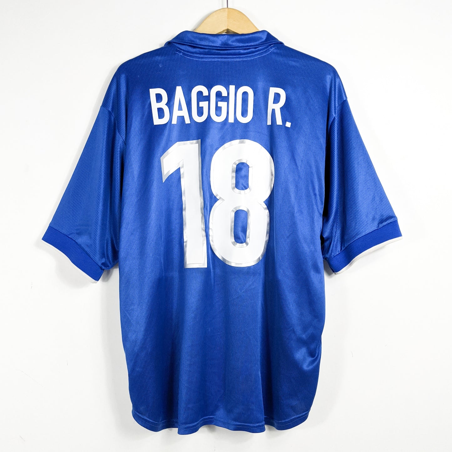 Authentic Italy 1998 Home - Baggio #18 Size XL