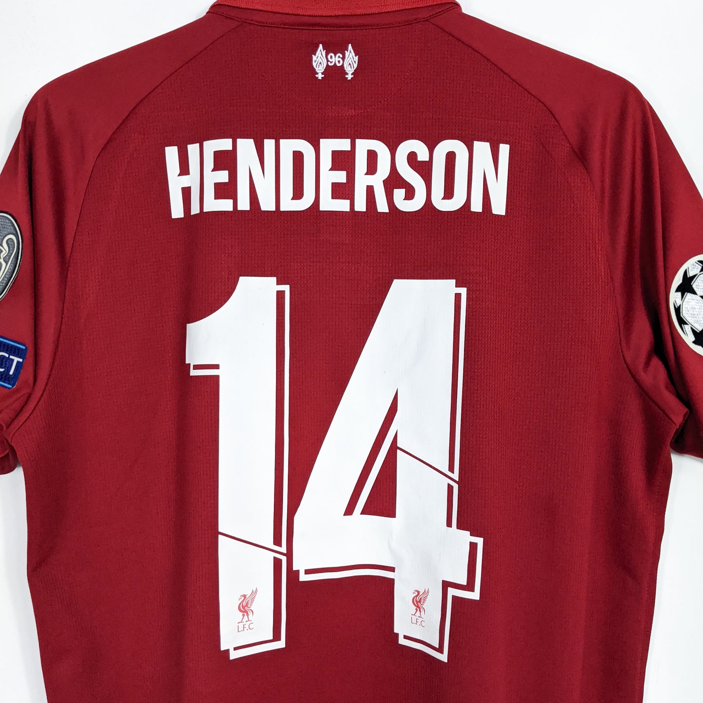 Authentic Liverpool 2018/19 Home - Henderson #14 Size M (Mdt)