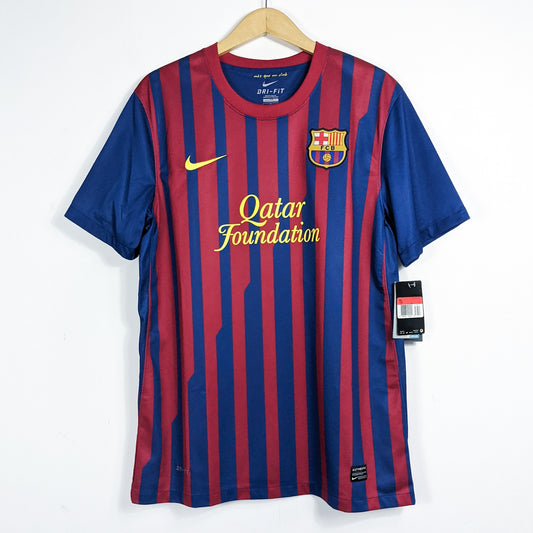 Authentic Barcelona 2011/12 Home - Messi #10 Size L (Bnwt)